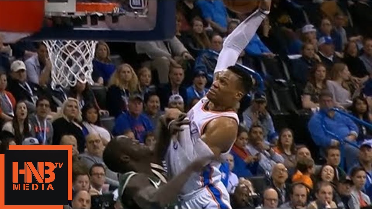 Russell Westbrook Crazy Dunk Over Thon Maker / Thunder vs Bucks