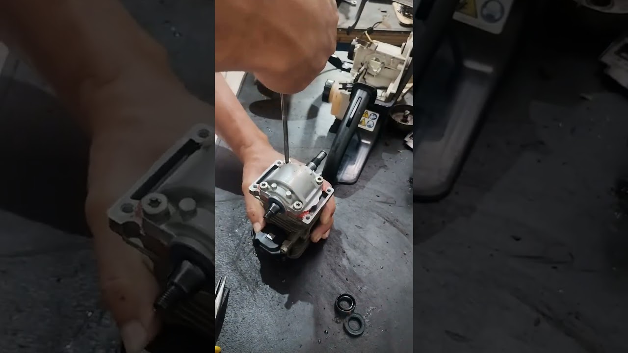 Como , é feita troca de retentores #motor #dicas #oficina ms170 ms180 ..