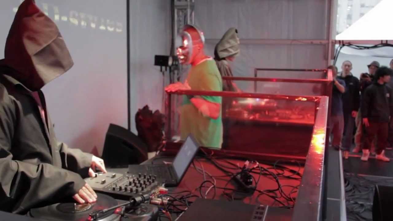 DJ QBert & D-Styles in Kaikoo Popwave Festival 2012