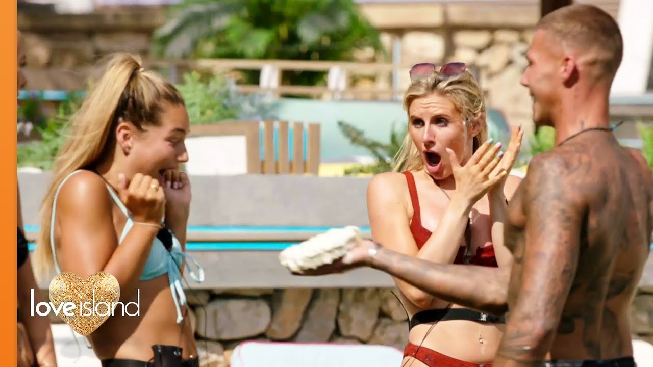 The Islanders play Snog, Marry, Pie! | Love Island 2021