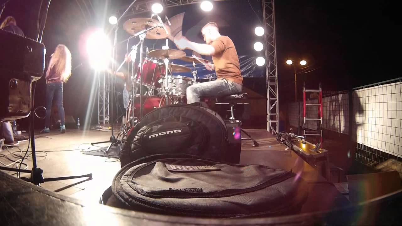 makenza live @ maxxmotor