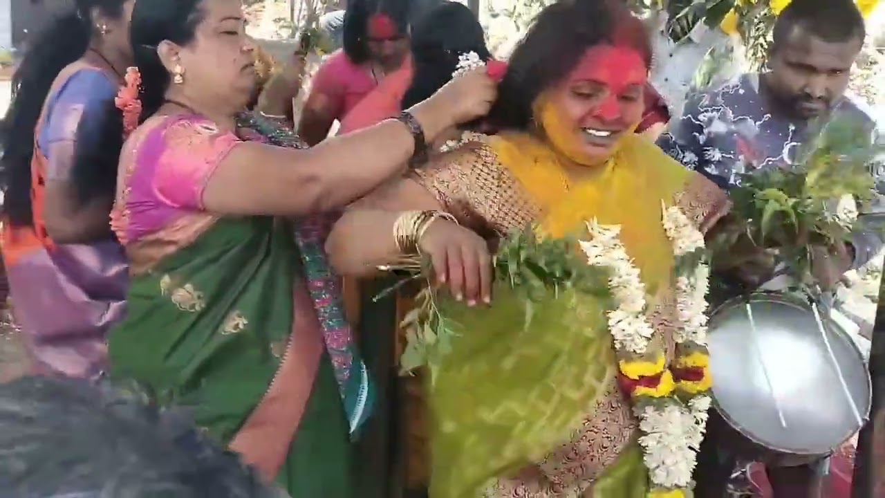 ಕಾಟೇರಮ್ಮಮಹಿಮೆ ನಾಚಗುಂಡಹಳ್ಳಿ ಮಜಾರ ಶಂಕರಾಪುರ ಗ್ರಾಮದಲ್ಲಿ ಸಾರ್ವಜನಿಕರಿಂದ ದೀಪೋತ್ಸವ ತಮಟೆ ಭಕ್ತರ ಸಂಭ್ರಮ ಮುಳಬಾಗಿ