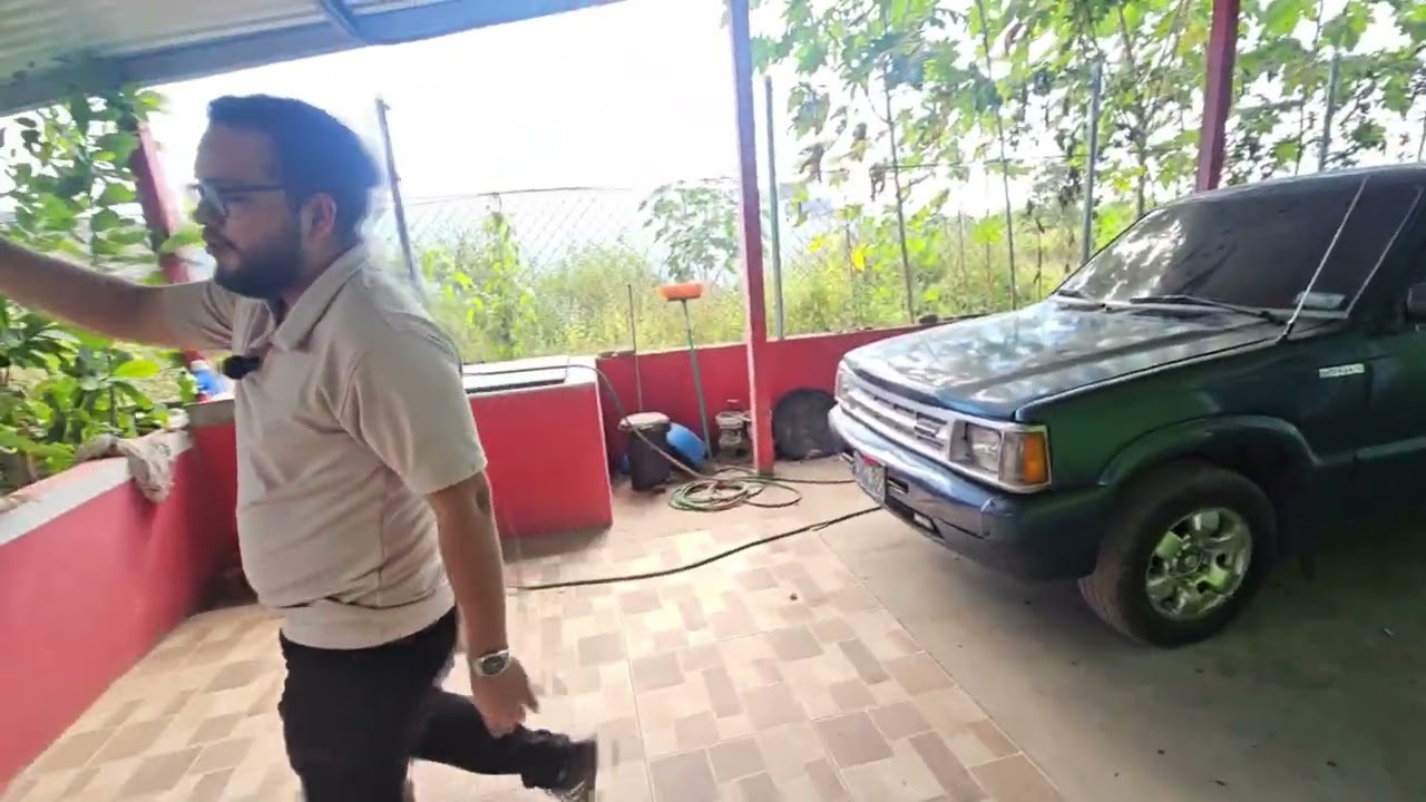 BONITA CASA EN VENTA A MIN DEL AEROPUERTO DE EL SALVADOR