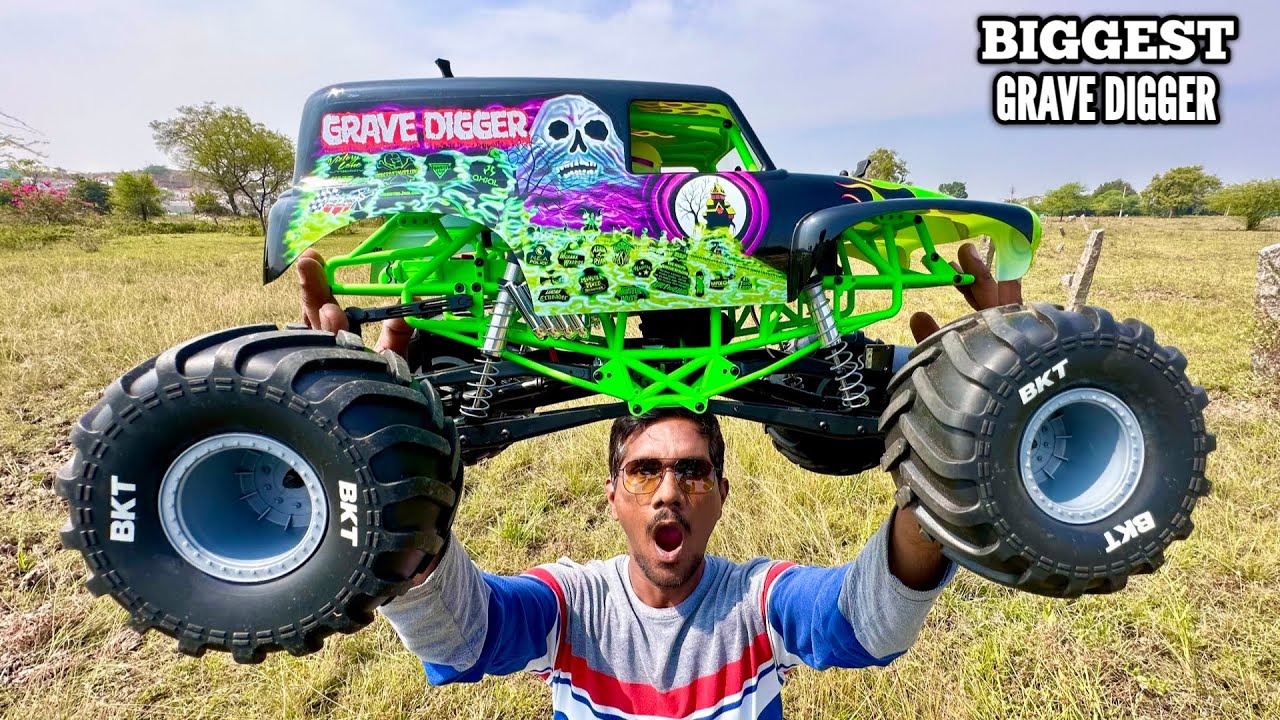 RC Biggest AXIAL Grave Digger Monster Car Unboxing & Testing  – Chatpat toy tv