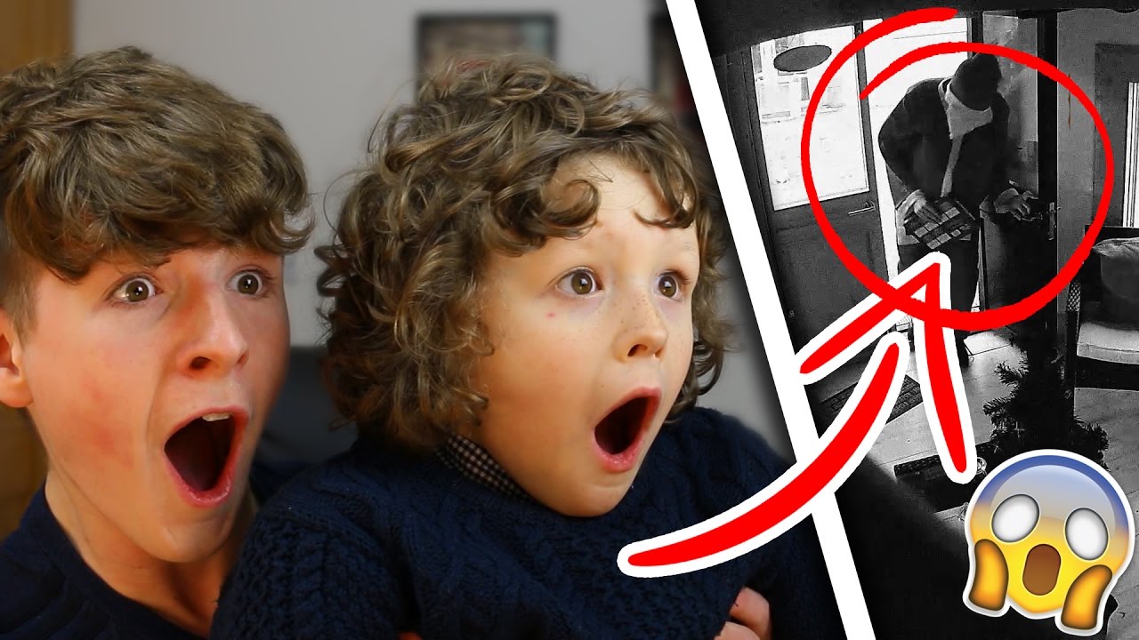 SANTA CLAUS CAUGHT ON CCTV!!! OMG!!!
