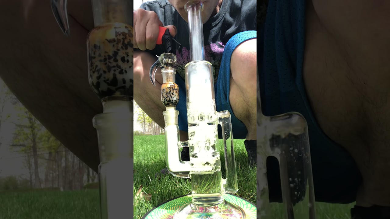 15 inch Sovereignty Glass Mini Treecycler (G-Line to Inv4-Inv4) with Hoss Carbon filter outdoor rip