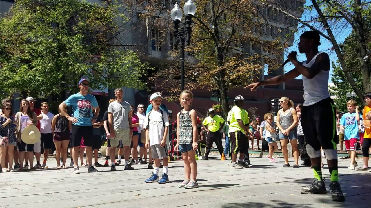 Boston street performers