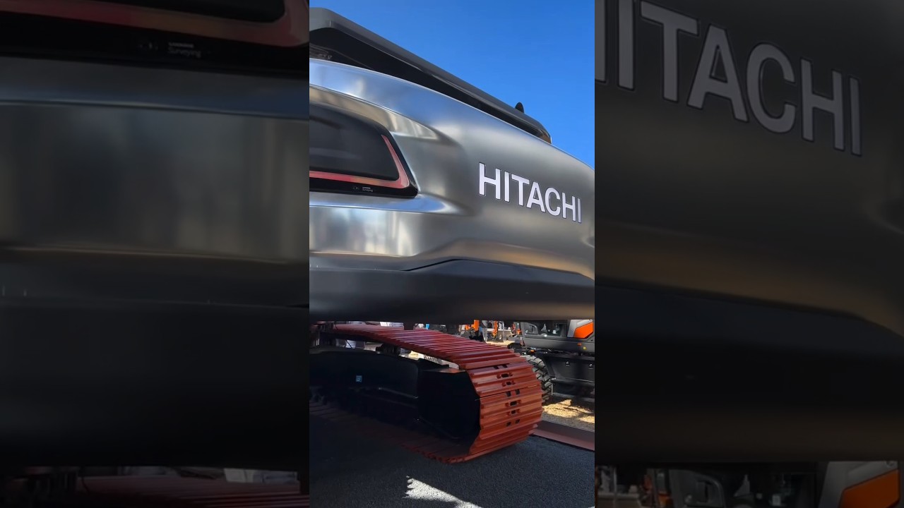 HITACHI Luxury Excavator Landcros One #hitachi #excavator #machine #automobile #luxury #shorts