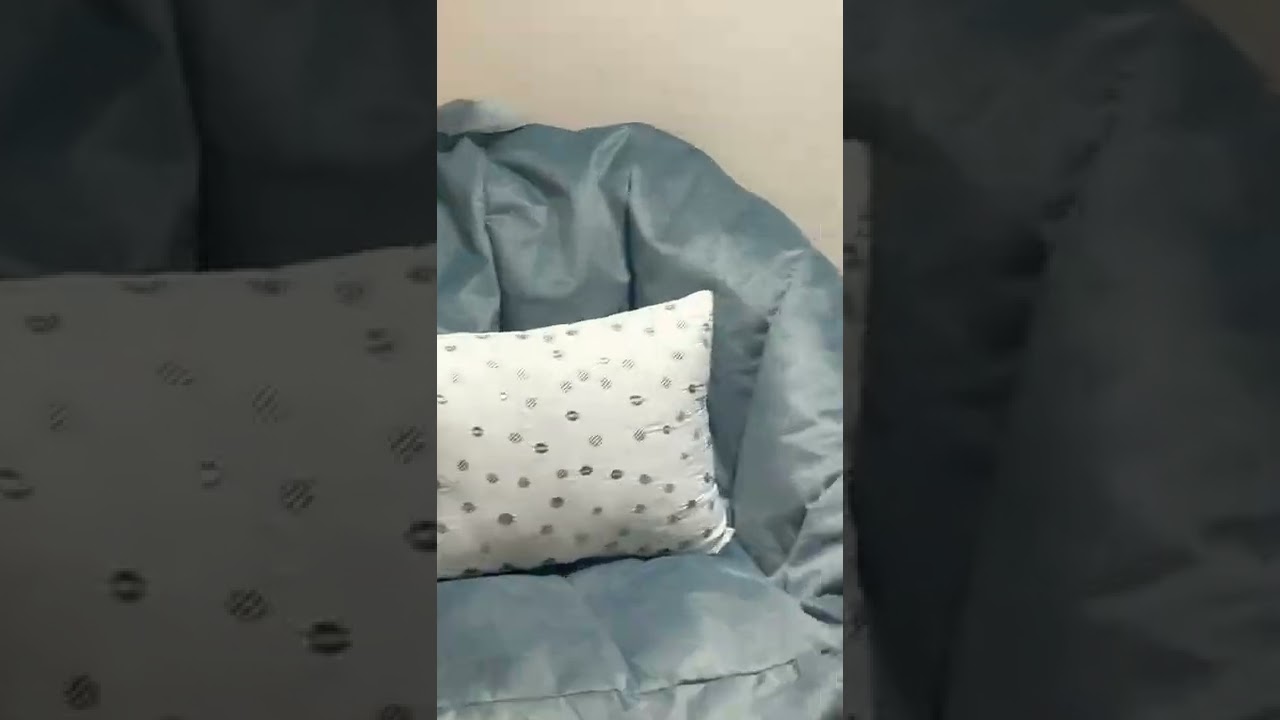 big joe bean bag chair for our guest bedroom! ☁️