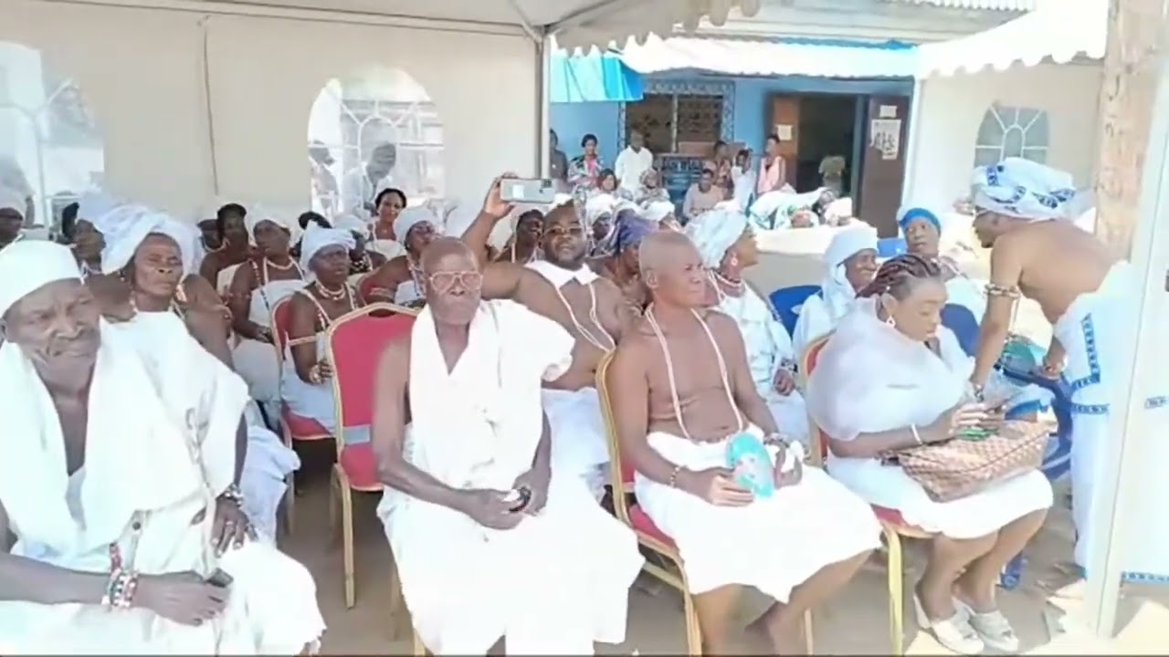 Funérailles de sa Majesté Togbé AHUAWOTO SAVADO ZANKLI LAWSON VIII: Libation solennelle à Fantékomé