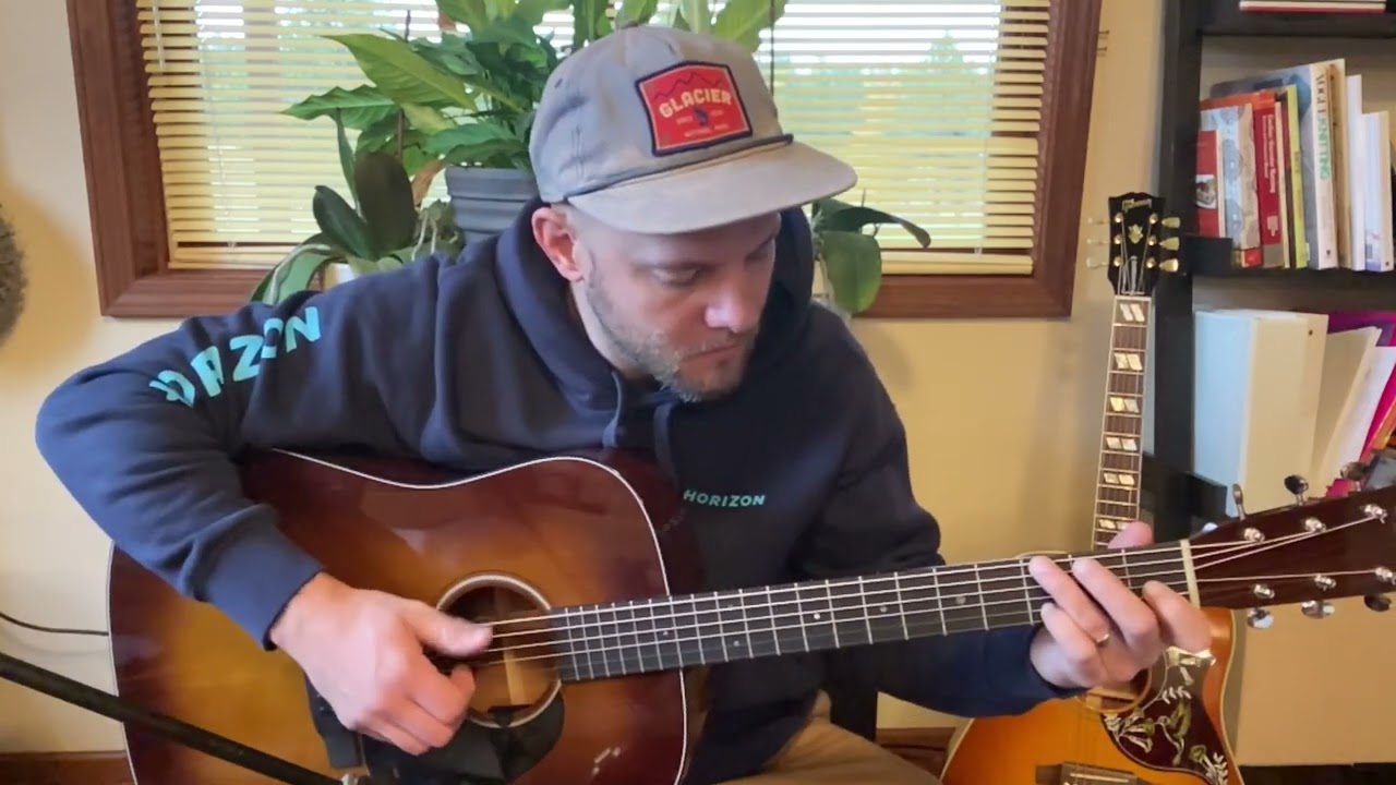 Gibson Hummingbird vs Martin Custom Shop Sinker D-18