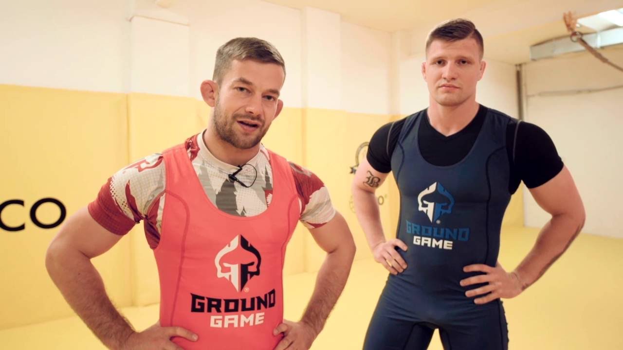 Wakacje z zapasami: Odcinek 1 zejście do dwóch nóg z obaleniem