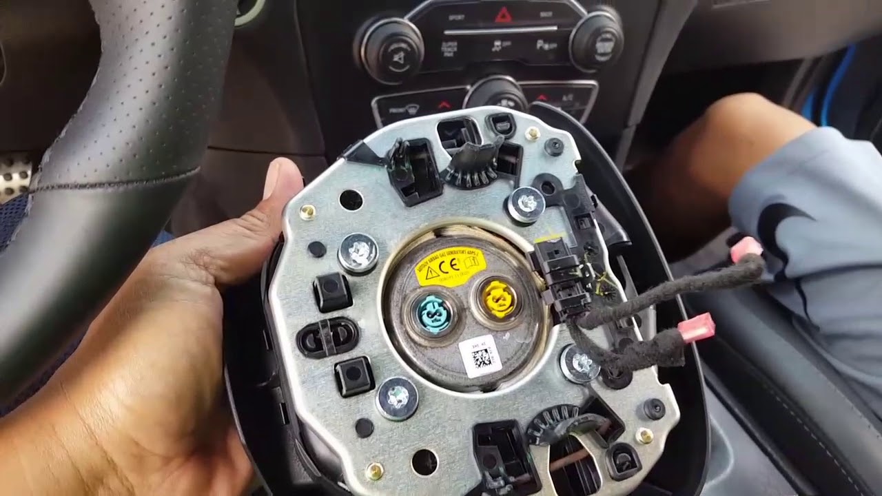 SRT Steering wheel installation on my Charger Scatpack