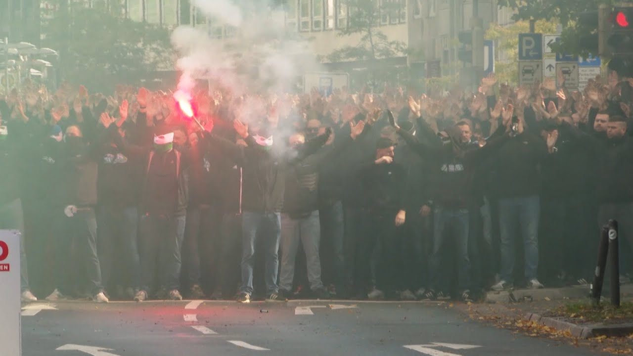 Großaufgebot der Polizei sichert Niedersachsenderby zwischen Hannover 96 und Eintracht Braunschweig