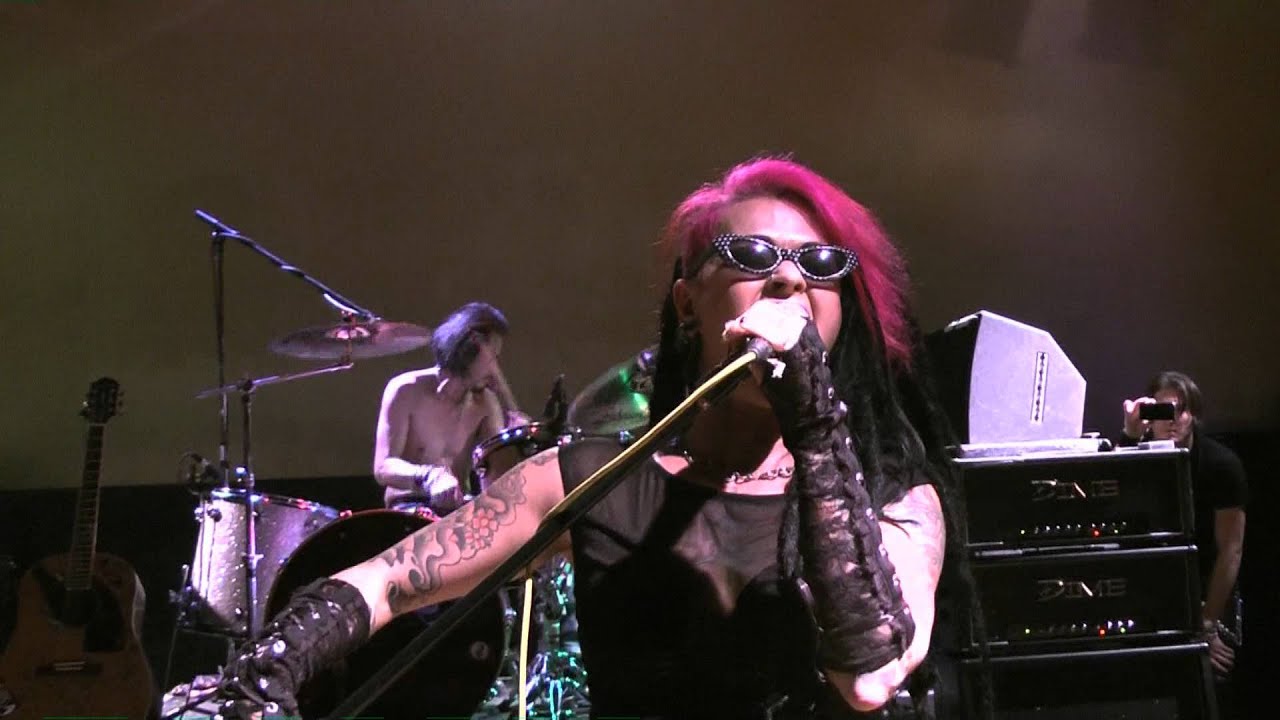 L.A. Guns (Tracii Guns & Dilana) Here It Comes - Jaxx - 11-12-11