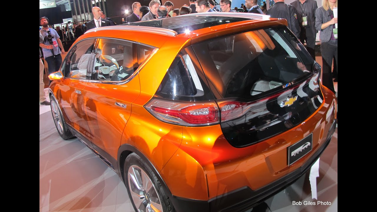 NAIAS GM Exec VP Mark Reuss Chevy BOLT intro Reporter Scrum