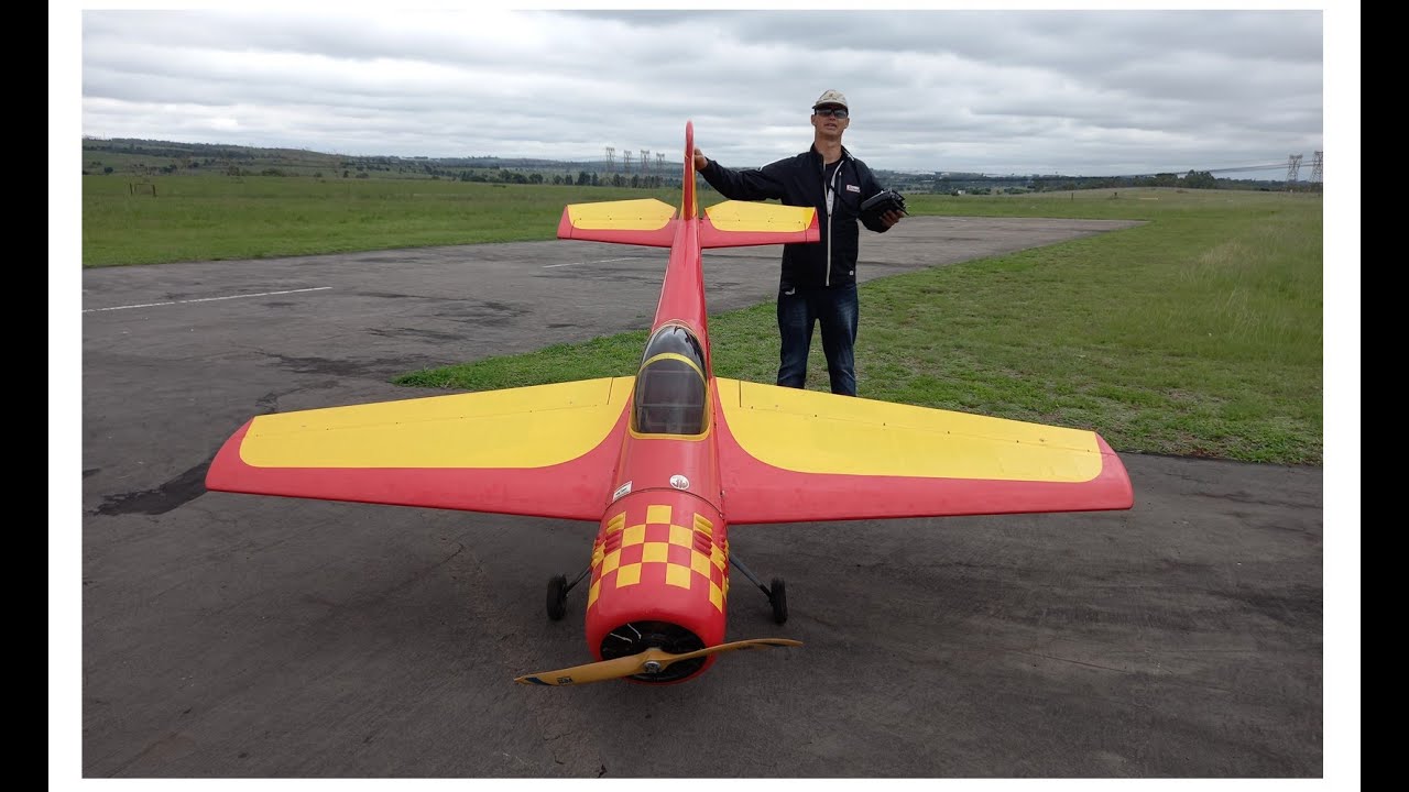 Giant Yak-55 with 150cc engine at IRF