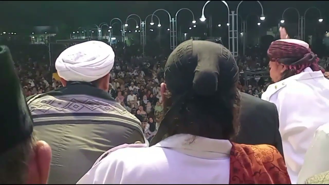 Abah Juedi Al-bagdadi Ceramah didepan Para Jama'ah Dzikir Manaqib Syekh Abdul Qodir AL-Jaelani 