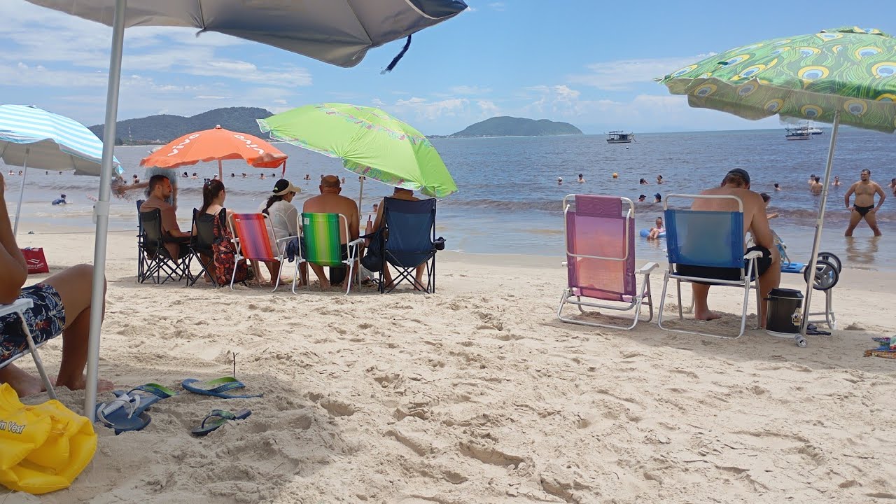 Fui a Praia De São Francisco Sul Santa Catarina 