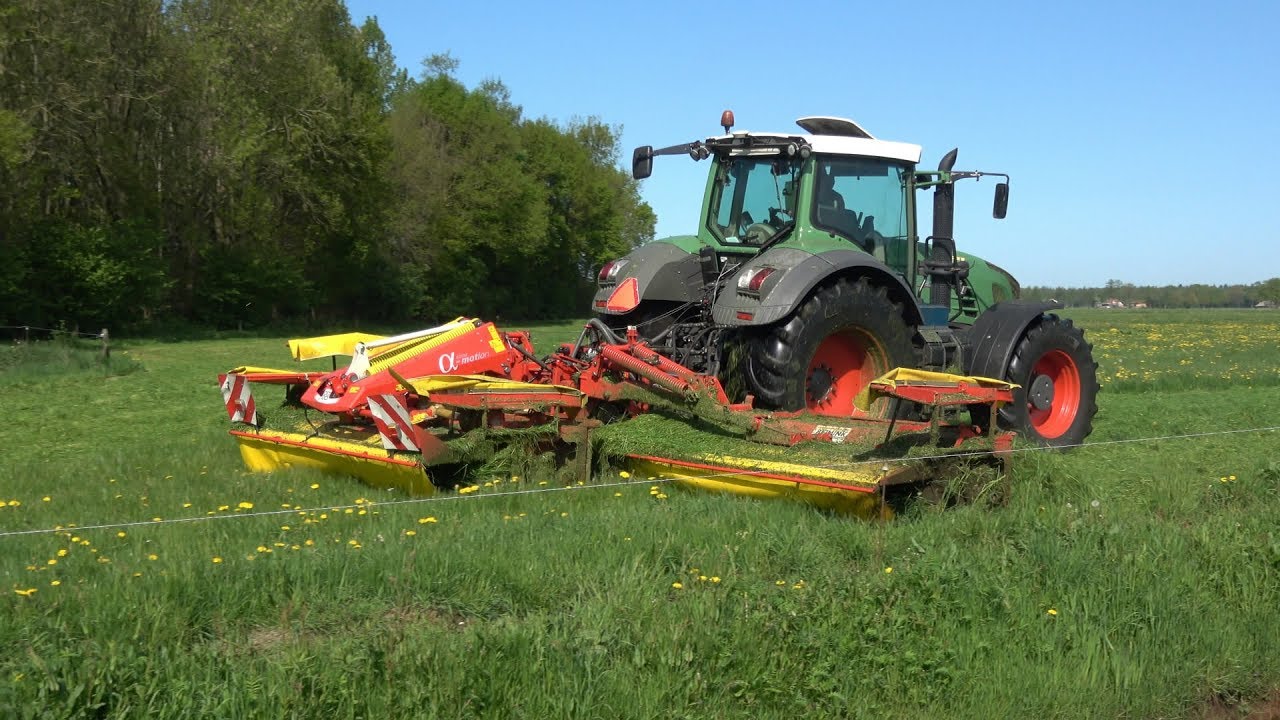Maaien met Fendt 933 Vario met omkeerinrichting & Pöttinger Novacat 8600 triplemaaier (2018)