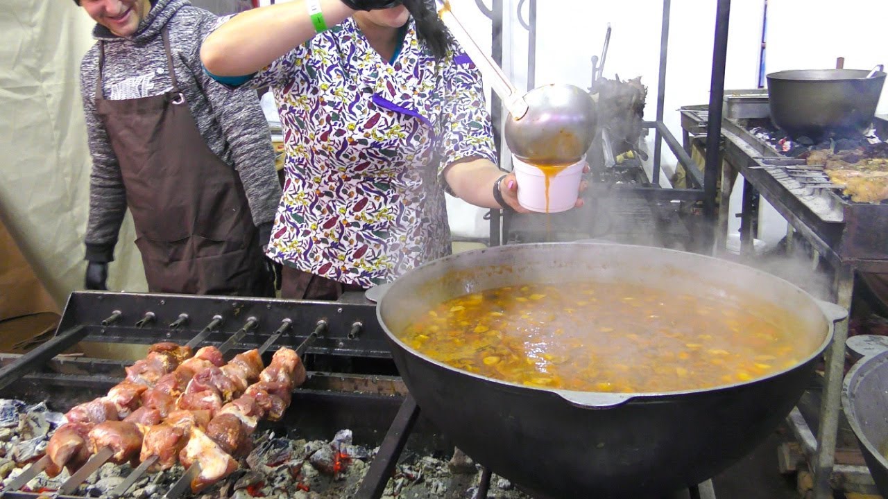 Best of Georgia Food, Huge Soups and Roasted Meat. Kiev Street Food