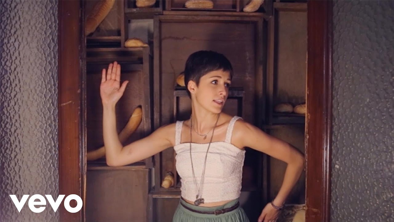 Chiara Dello Iacovo - Introverso (Official Video) [Sanremo 2016]