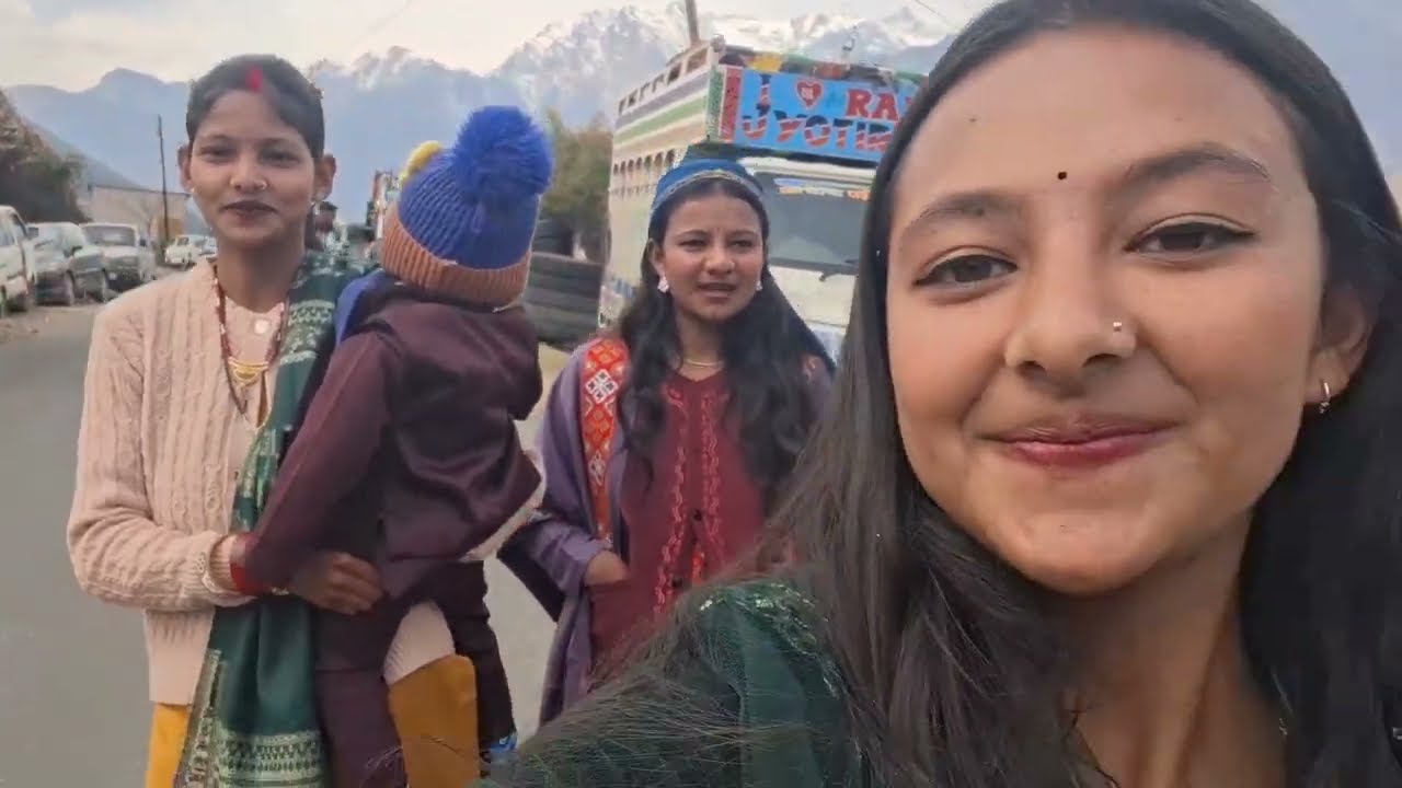 So aj ham gye mama ke ladke ke namkaran me.. dance karke halat khrab..😁😅..day party.