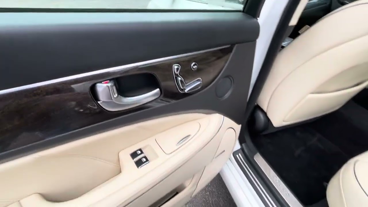 2014 Hyundai Equus Signature- Automotive HeadQuarters(Farmville, Va)#autohq1 