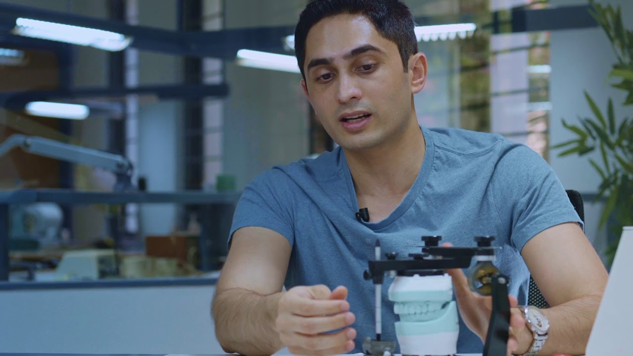 Review of the Hanau Wide-Vue Articulator