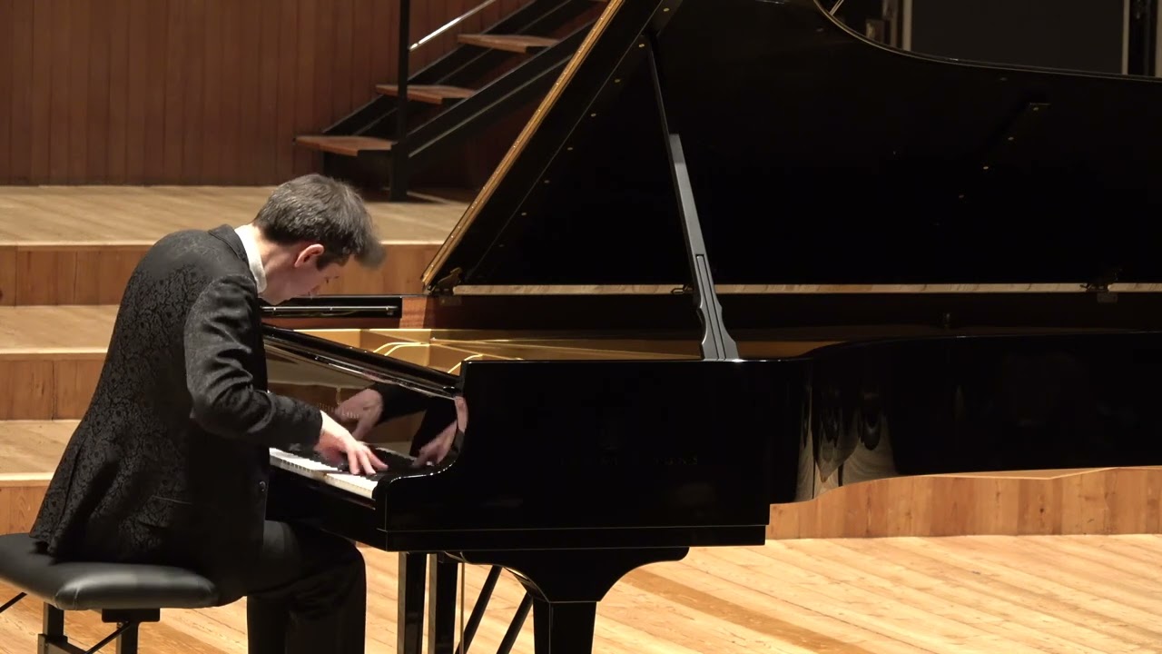 Yevgeny Sudbin plays Scriabin & Saint-Saëns