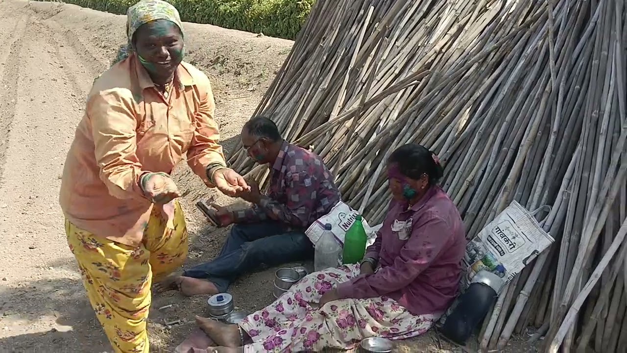 हॅपी होली सर्वांना मंडळी