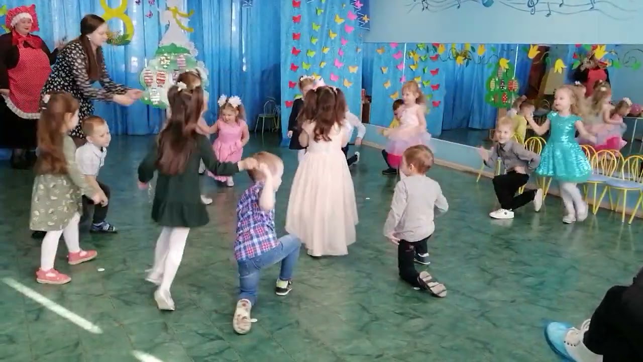 Парная пляска (средняя гр. муз.Ю. Чичков 
