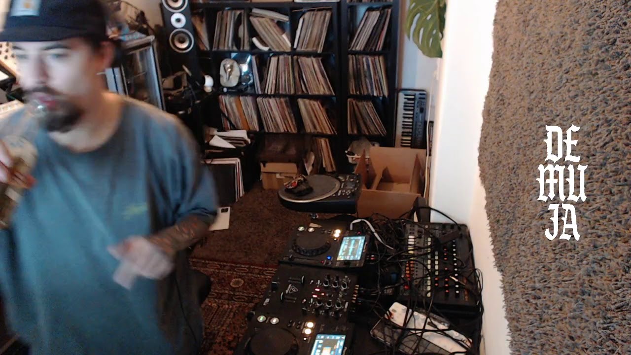 Demuja DJ Set from his studio