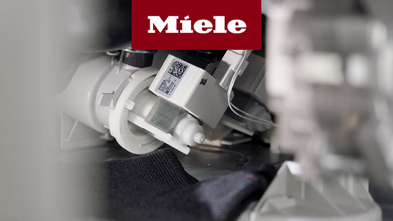Wie tausche ich die Laugenpumpe bei der Waschmaschine aus? | Miele