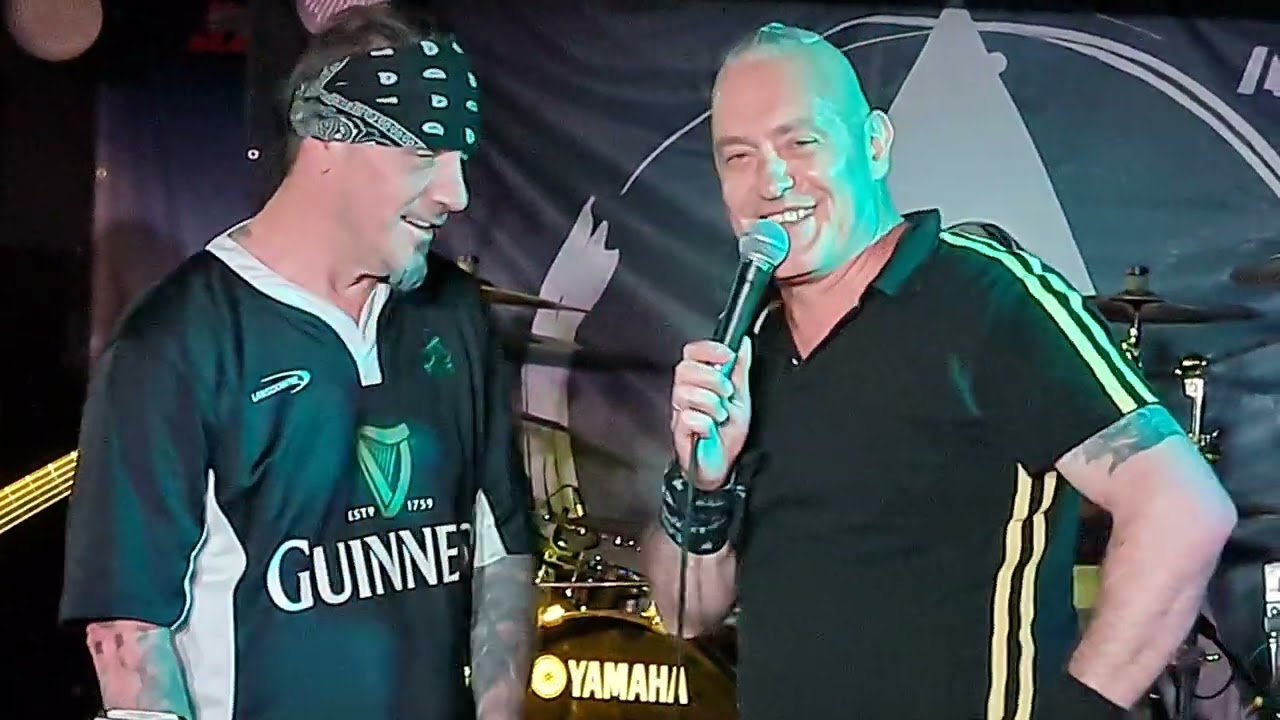 ABAHÁZI RT /w Szasza - Szárnyalok / Ahova lépsz | Backstage Pub (Budapest Live 2022)