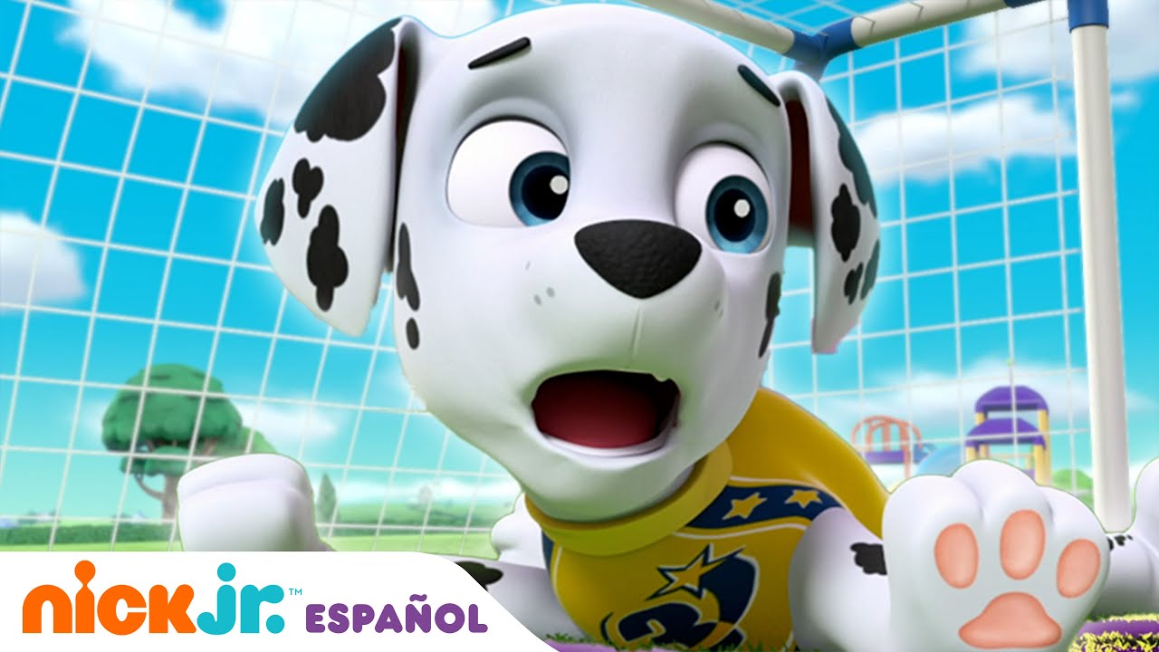 PAW Patrol, Patrulla de cachorros | ¡Los cachorros juegan al fútbol! | Nick Jr.