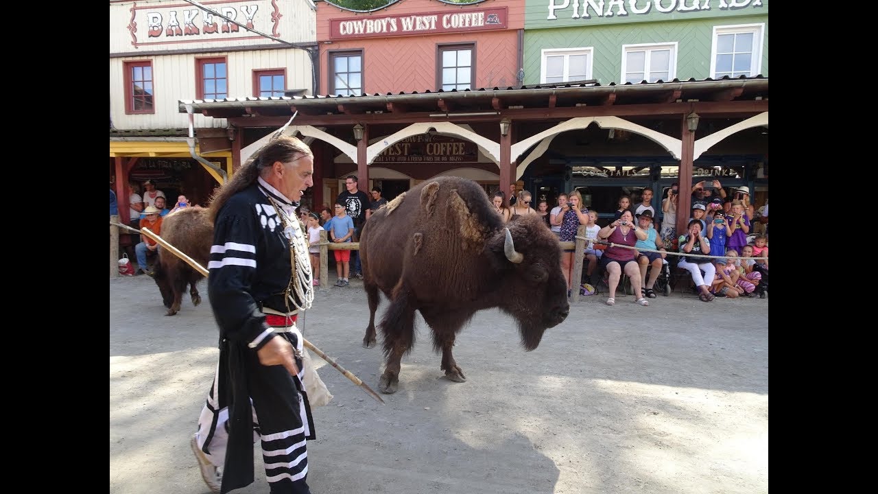 Tage der Indianer 2017 in Pullman City mit Hunting Wolf, Bisons, Showtänze etc.