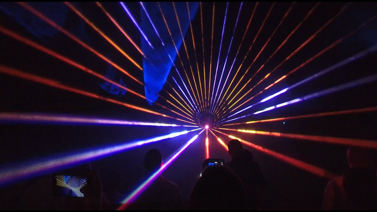Art Laser Show - Cały pokaz na weselu Wioli i Konrada 29.08.2020
