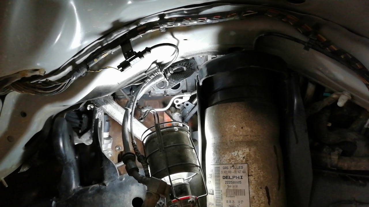 Landrover Discovery 4 3.0 v6 turbo and exhaust manifold removal