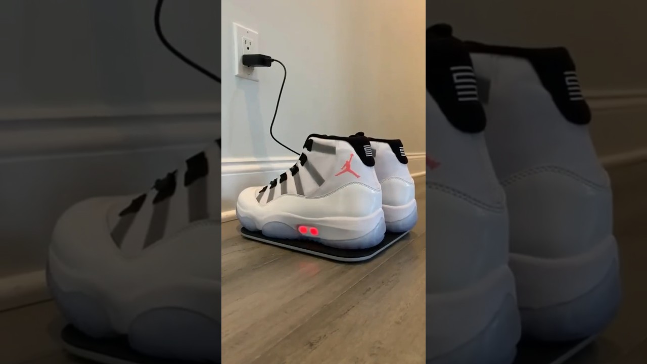 Кроссовки с Беспроводной зарядкой умеют&hellip; #кроссовки #nike #airjordan