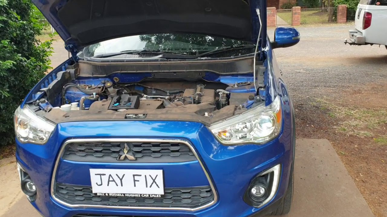 2015 Mitsubishi ASX Head Light Bulb Replacement