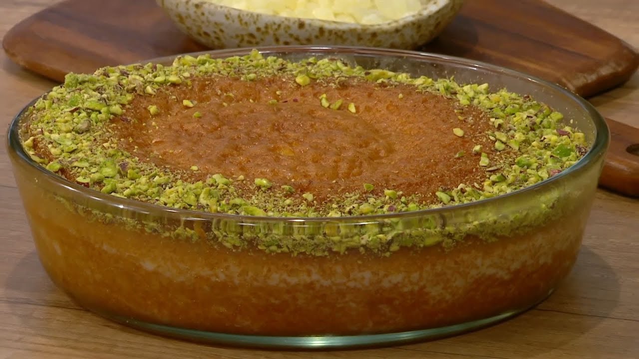 Κέικ μαστίχας Χίου σιροπιαστό με γάλα | Ανδρέας Λαγός | ΕΡΤ