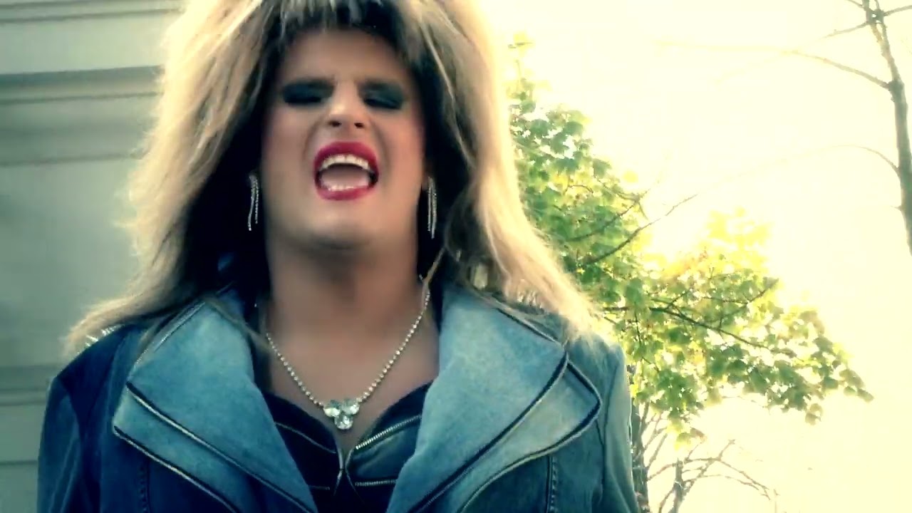 Diva Show - What's love got to do with it (cover by Kamil Maćkowiak)