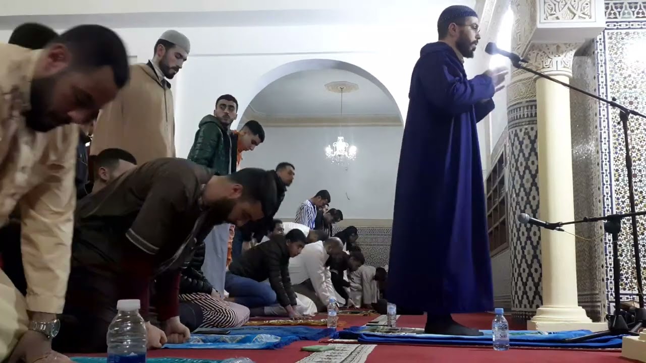 صلاة التراويح من مسجد صوفيا بمدينة مرتيل مع الشيخ هشام الهراز يوم 24 رمضان 2022....... تطوان🇲🇦 Maroc