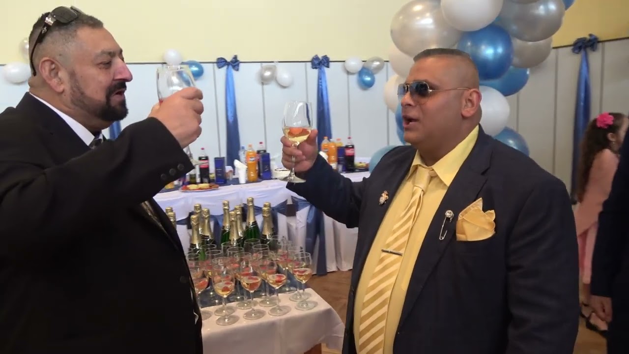 Narodeniny Bakro 60 rokov 1 diel Korado Kepežda a Stano Farky kamera česká republika Kroměříž