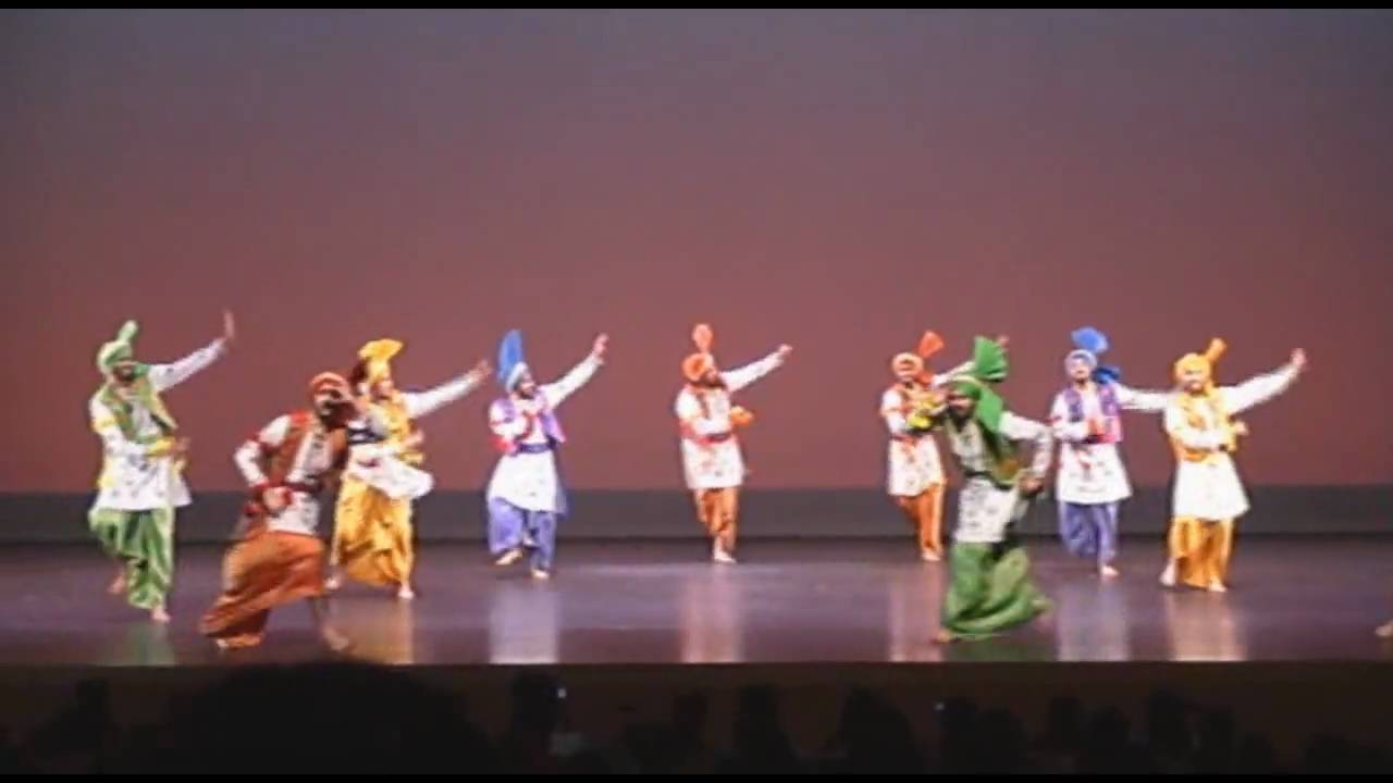 UC Davis Jhummar @ SASO Culture Show 2010 - HD