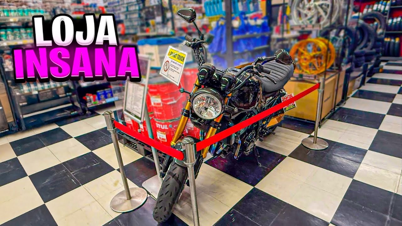 LEVEI O MAURO DA LART EM UMA LOJA DE MOTO INSANA NO CENTRO DE TOKYO🇯🇵.