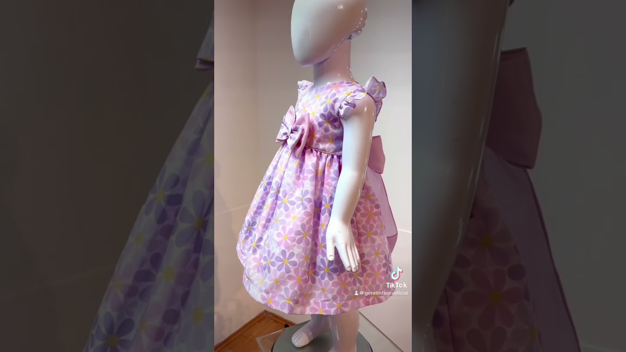 🌼 Descubre la batita modelo 4072 de Gerat, un diseño lleno de alegría para las más pequeñas👧🏻