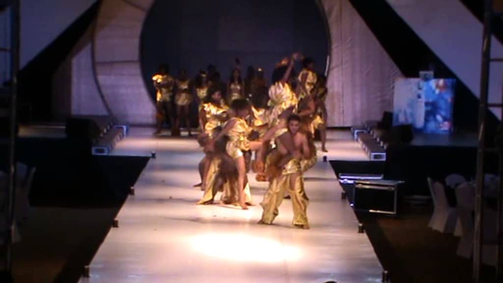 Music Meets Runway OPENING DANCE PERFORMANCE