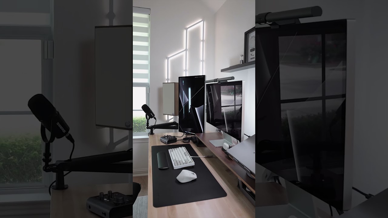 Два дисплея Apple Studio
